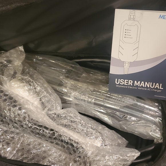 Megear Skyward II home electric vehicle charging station, NEMA 5-15 plug, new - Picture 6 of 9